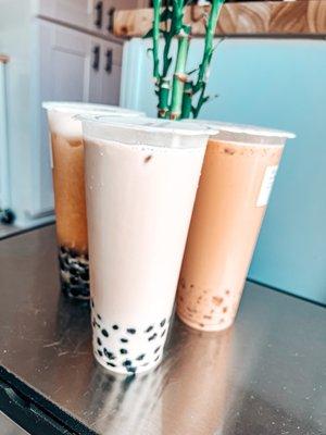 Mango fruit tea with boba- black milk tea with boba - Thai milk tea with lychee jelly