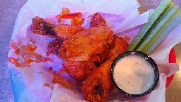 Wings at Stadium Sports Bar, Bismarck