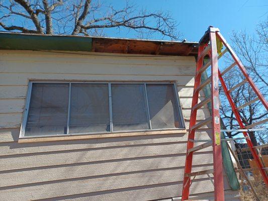 Siding repair day 1.. now begins soffit and Fassa repair