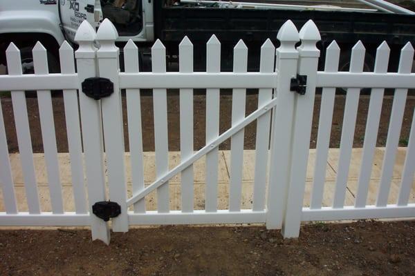 Vinyl Picket Fence