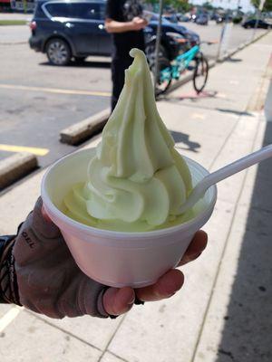 Vegan Dole Whip lime flavor