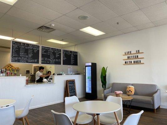 Theon Boba Tea and Cafe interior