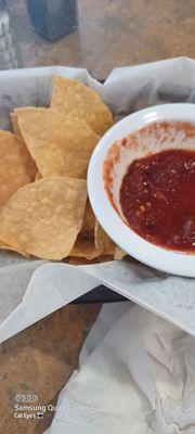 Can't mess up chips n salsa. Always good.