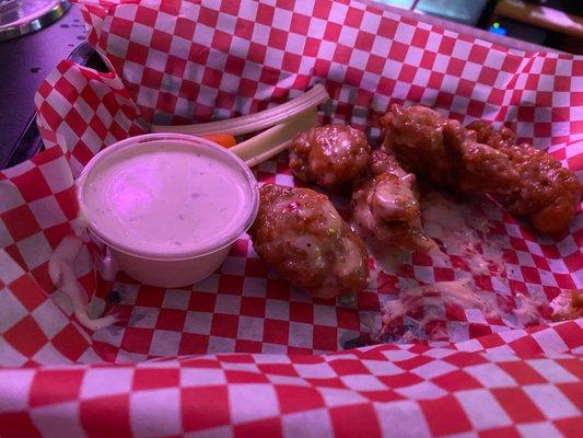 Boneless Parmesan garlic, chicken wings