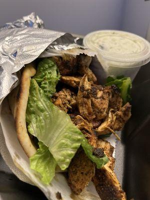 Spicy chicken gyro