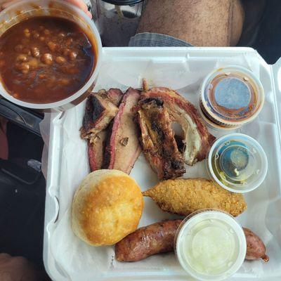 Bbq sampler with bbq baked beans