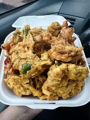 Mix Pakoda (Spinach & Onion) - $5.99