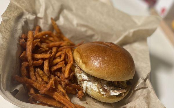 The original pulled pork sandwich with sweet potato fries