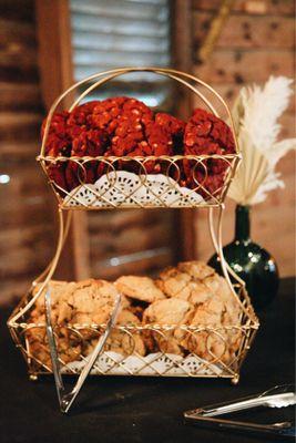 Chocolate chip and red velvet cookies