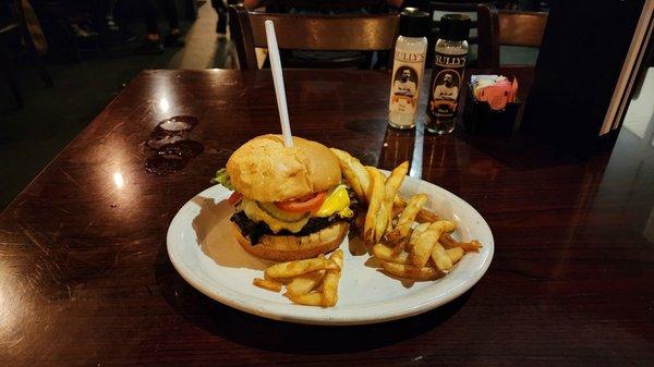 Triple Cheeseburger & Fries