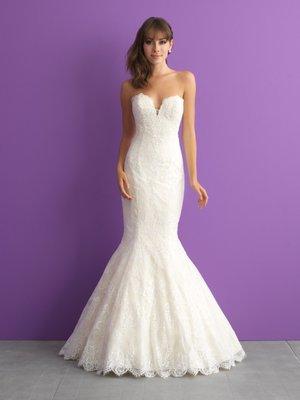 Offering the largest selection of wedding gowns in western Massachusetts, including the Top 3 Bridal Companies!