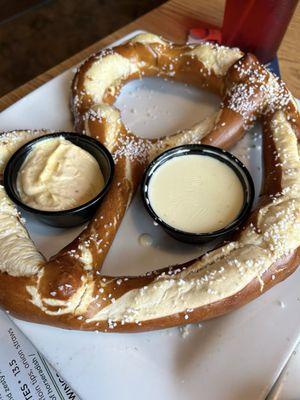 Pretzel - skip the sauces