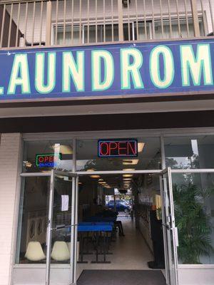 Roundabout Laundromat