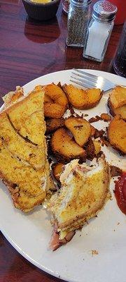 Monte Cristo with American fries