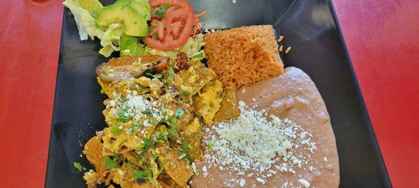 Chilaquiles in green salsa. They are the best Chilaquiles!