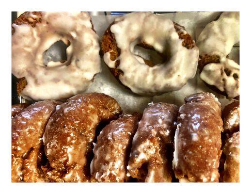 Donuts & Donuts! Old Fashioned Donuts! (S MichiganAve/E 113th St).Real Old Fashion Donuts Place....Fresh Donuts & Coffee! Cool!