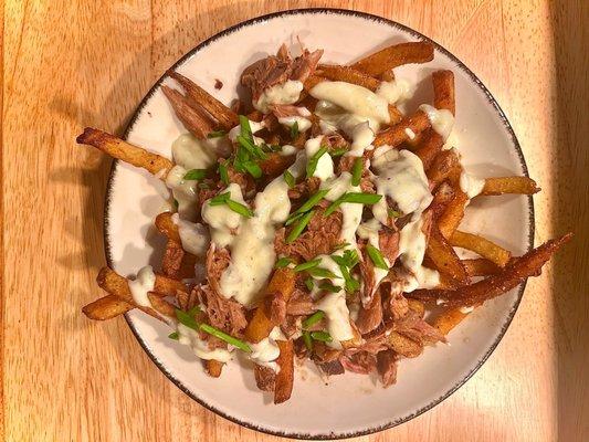 Veal shank poutine