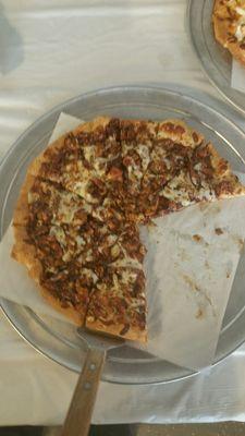 , buffalo chicken pizza, chicken bacon ranch pizza and BBQ chicken pizza. We also have pan and round traditional style pizzas