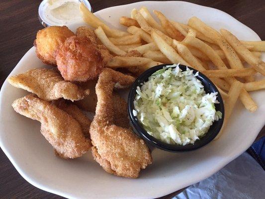 This is the lunch fish plate. $6.99 very good!