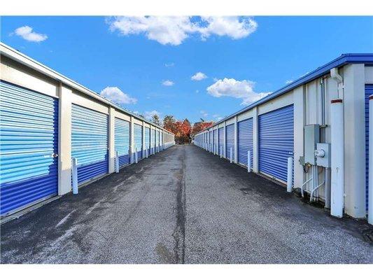 Interior Units - Storage Express at 4815 Tippecanoe Dr, Evansville, IN 47715