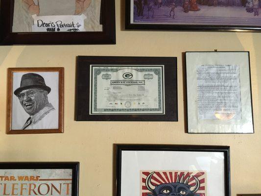 Pictured to the right of the Packer stock certificate is a NFL contract from 1943 (1 page long).