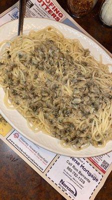 Linguine and clam sauce