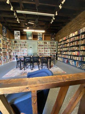 Round Table Bookstore