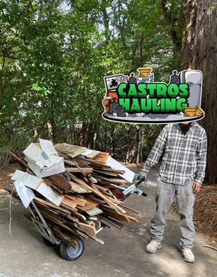 CastrosHauling.com completing a Constuction site cleanup for a contractor Larkspur Ca, Marin County.