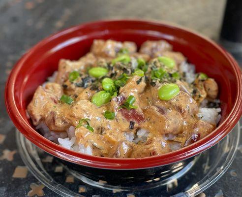 Spicy poke bowl