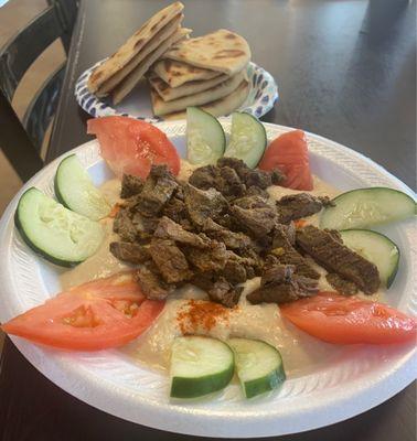 Hummus with Meat and extra pita