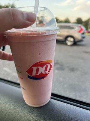 Strawberry banana smoothie in the large cup