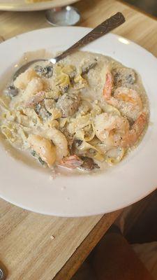 Shrimp scampi w/mushrooms