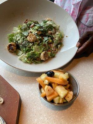 BLT salad with shrimp