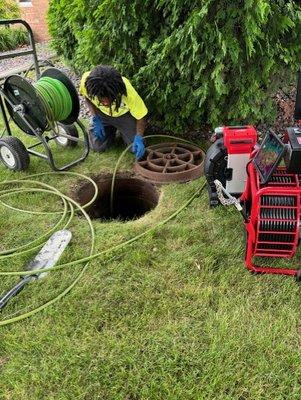 Chris Descaling and Jetting a main Sewer line