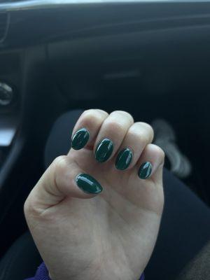 nails