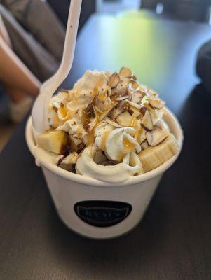 Banana rolled ice cream, bananas, caramel, chocolate & caramel sauce, whipped cream and nuts!