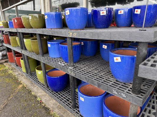 Nice assortment of medium to large ceramic pots