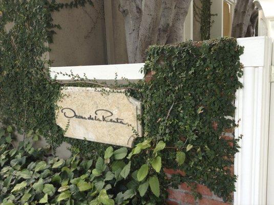 Oscar de la Renta Boutique, Melrose Place