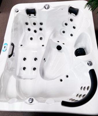 Mira model tub