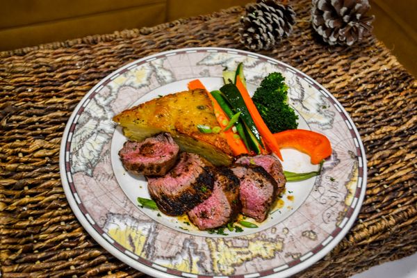 Black Jack Top Sirloin with dauphinoise potato and seasonal sautéed vegetables