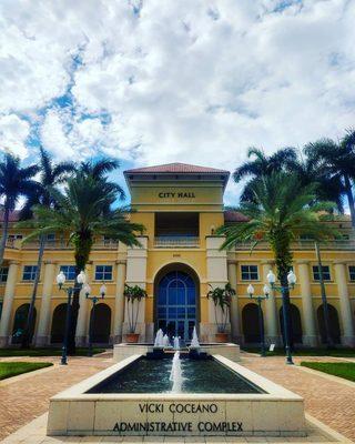 the smart entrance and fountain