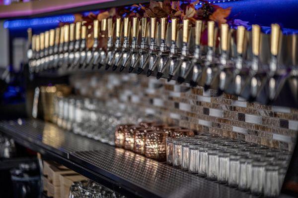 30 blizzard beer taps