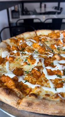 18' buffalo chicken pizza of the month