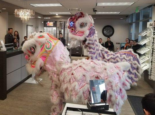 Went for an eye exam and they had a dragon dance for new years and free cookies! Need I say more?!? Best eye clinic appointment ever!