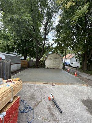 Slab on footings.