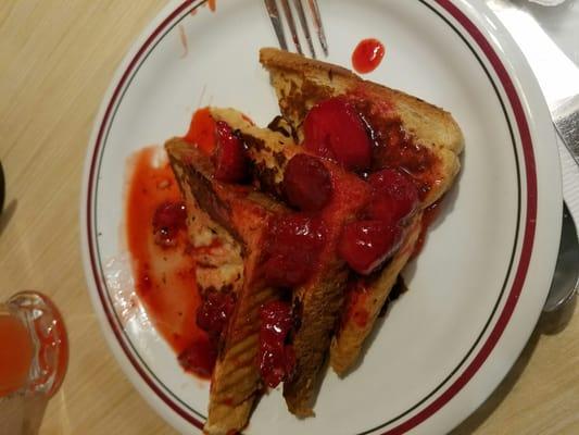 Strawberry French toast . Mhhmmmm