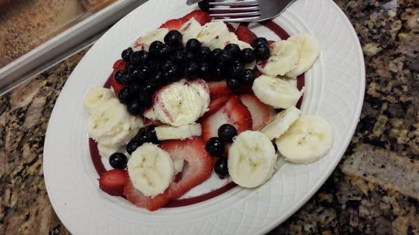 Breakfast ... fresh fruit!