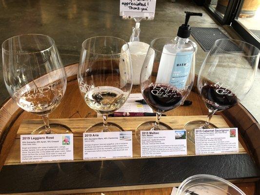 Tasting selection of four wines of your choice