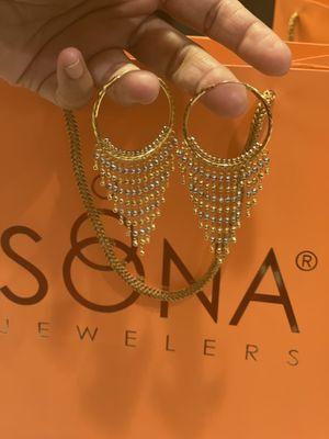 Beautiful Earrings from Sona Jewelers!