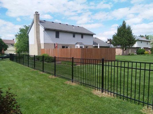 Bedrock Fence - 4' Aluminum